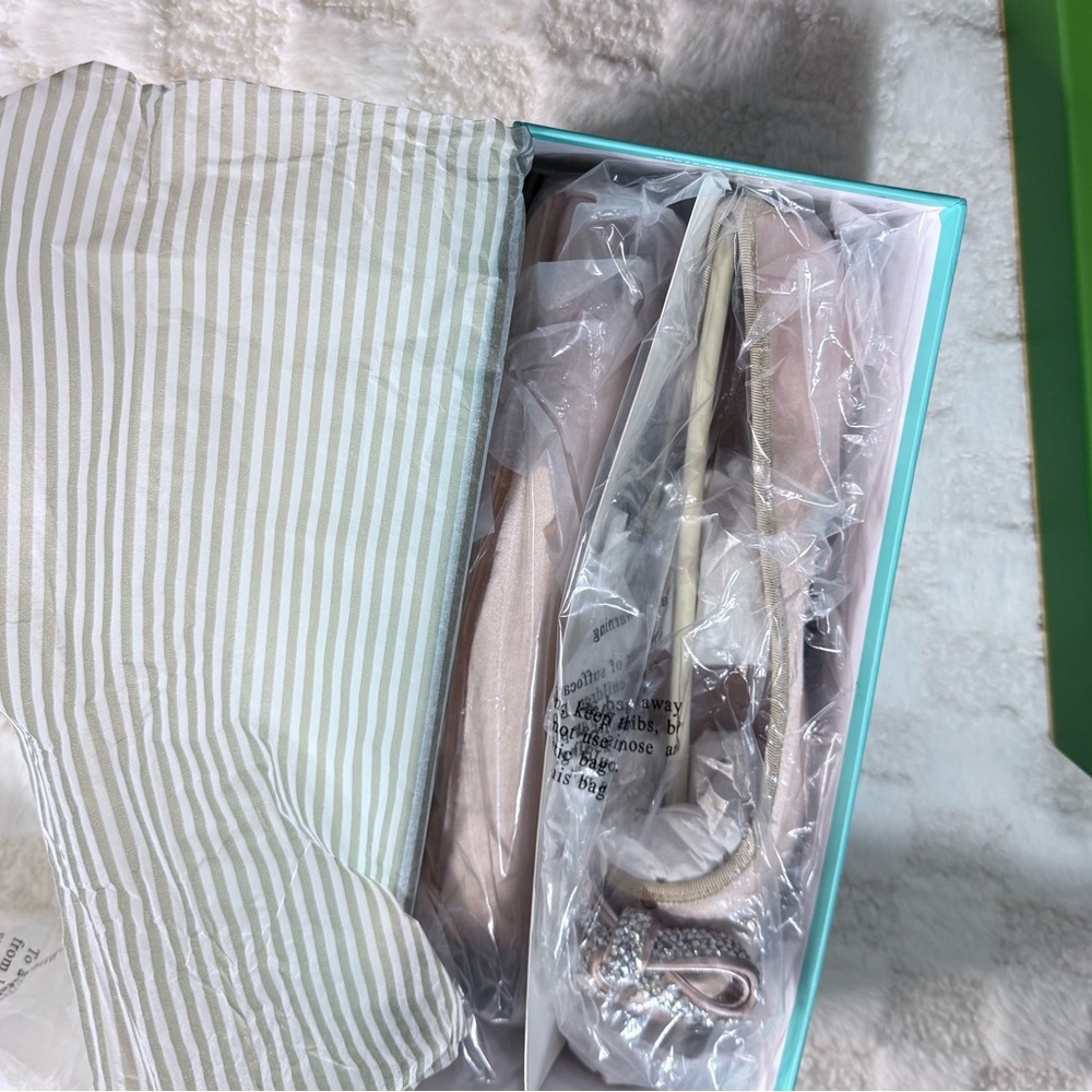 Kate spade - New Elegant Pink Ballet Flats with Rhinestone Bow. - Picture 7 of 10
